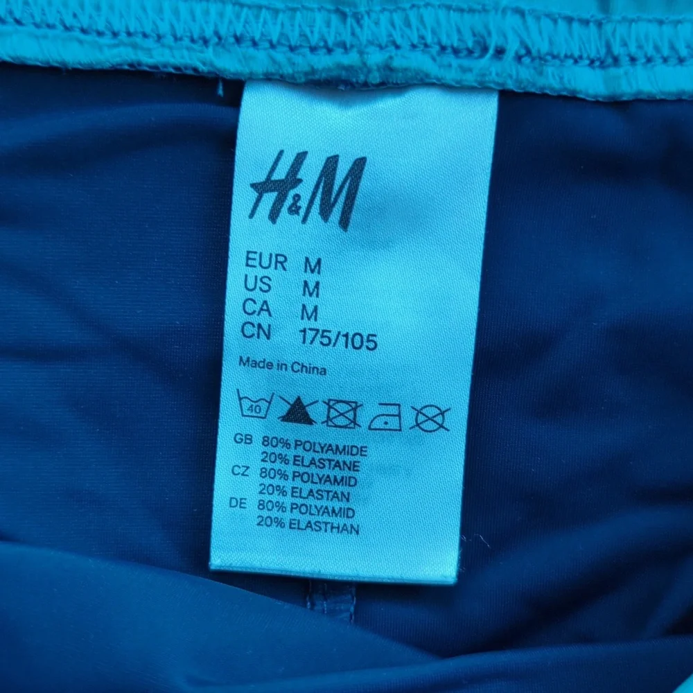 Vintage H&M Mens Swimsuit 🩲 - Picture 3 of 6